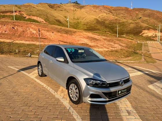 VOLKSWAGEN POLO 1.0 MPI TOTAL FLEX MANUAL VOLKSWAGEN POLO 1.0 MPI TOTAL FLEX MANUAL